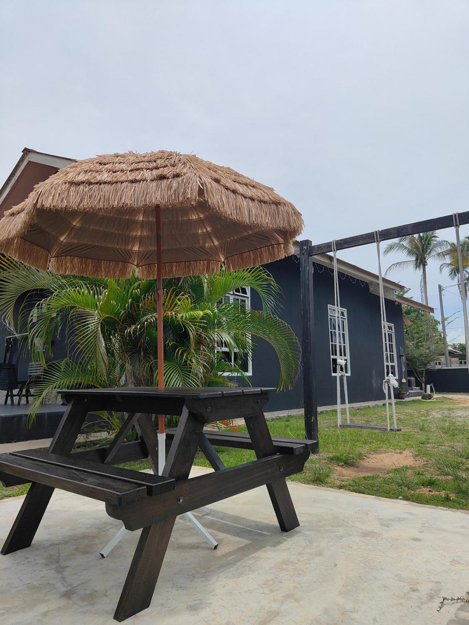 Penarik Baru Homestay Kampung Penarik Buitenkant foto