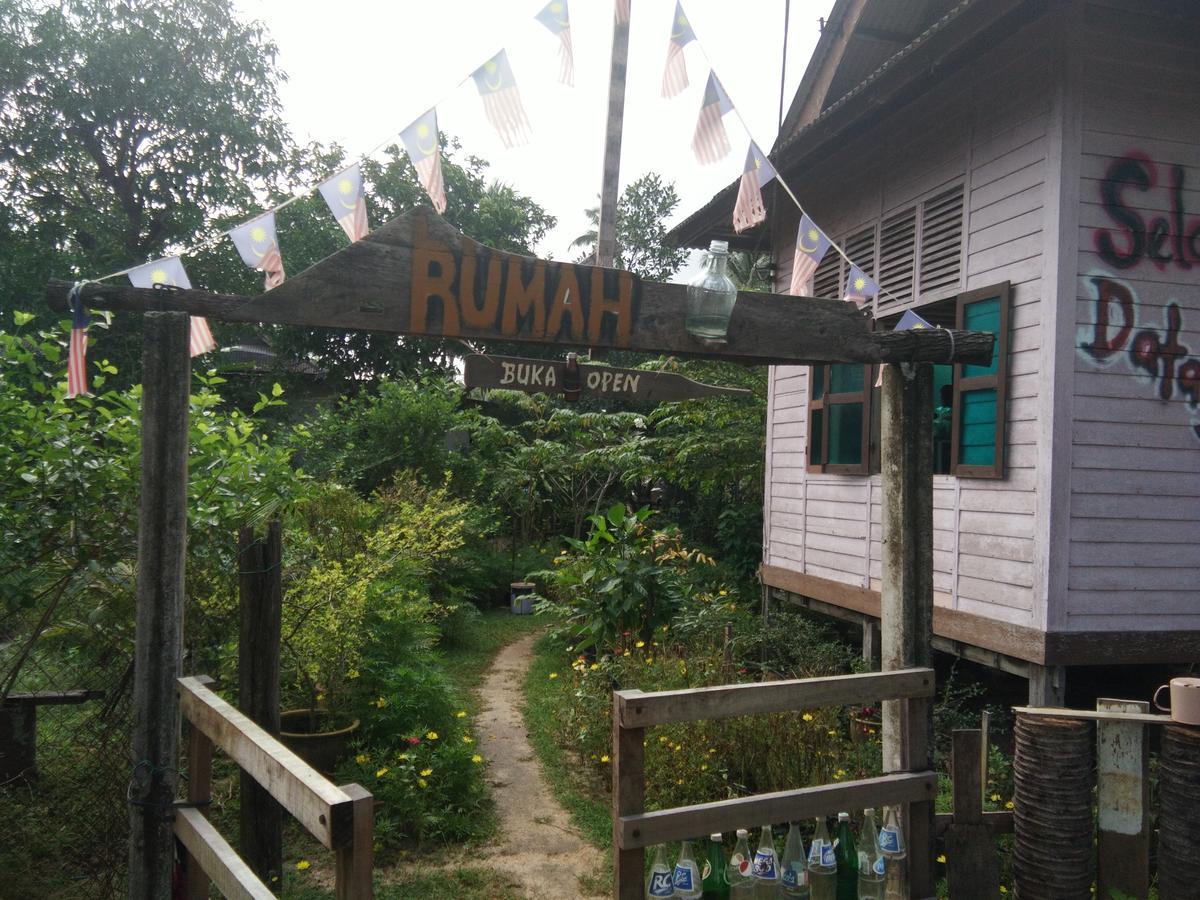 Penarik Baru Homestay Kampung Penarik Buitenkant foto