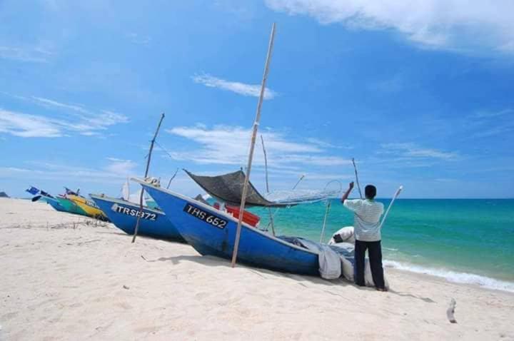 Penarik Baru Homestay Kampung Penarik Buitenkant foto